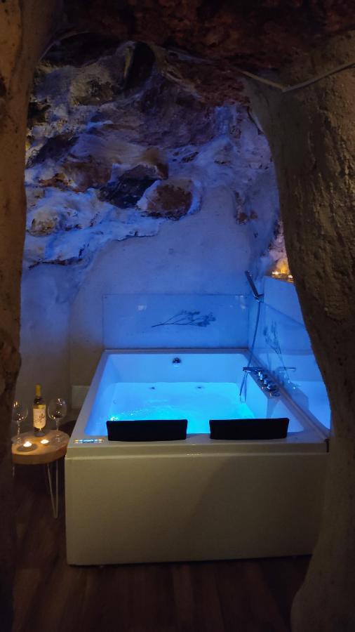 Las Cuevas Del Agua Чинчон Екстер'єр фото