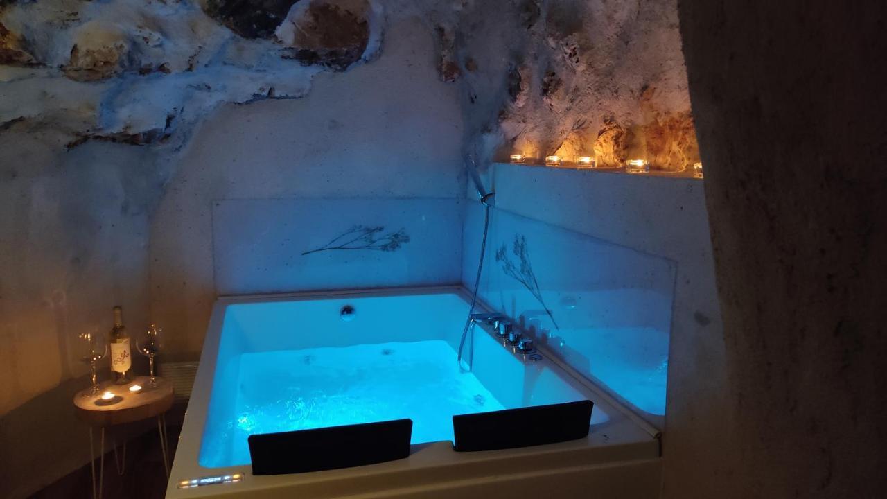 Las Cuevas Del Agua Чинчон Екстер'єр фото